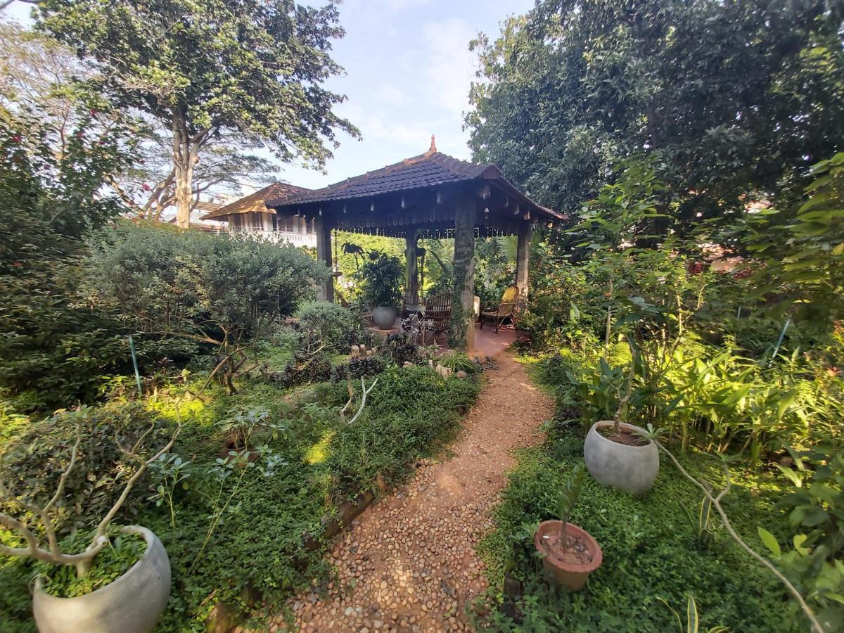 Gaia'S Garden Guest House Auroville Esterno foto