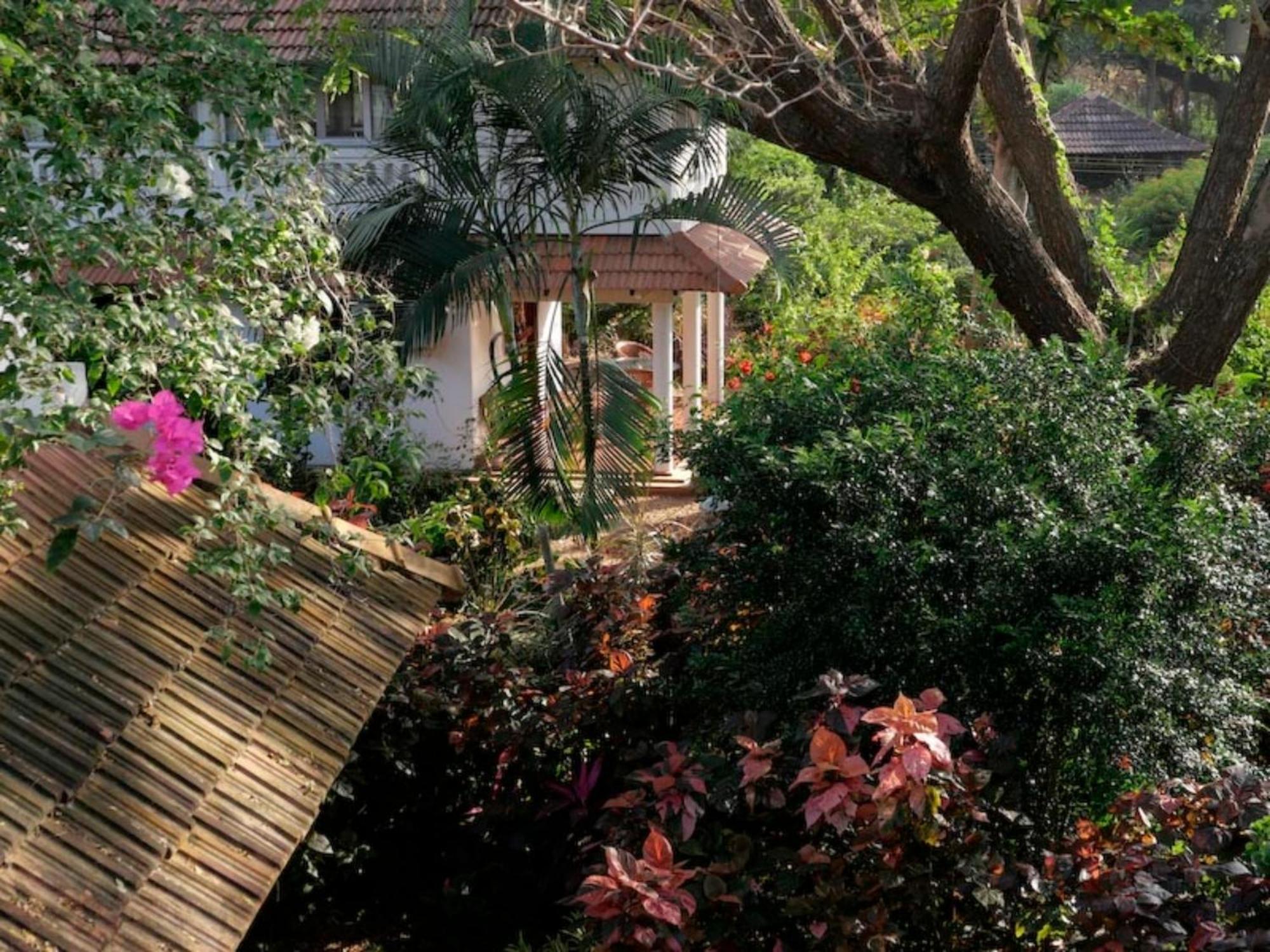 Gaia'S Garden Guest House Auroville Esterno foto